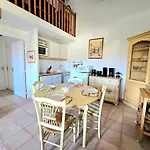 Romarin - au bord du golf - piscine- clim