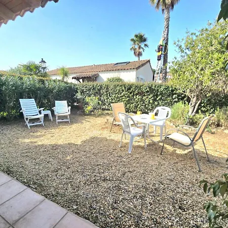 Romarin - au bord du golf - piscine- clim